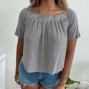 Cropped shoulder blouse